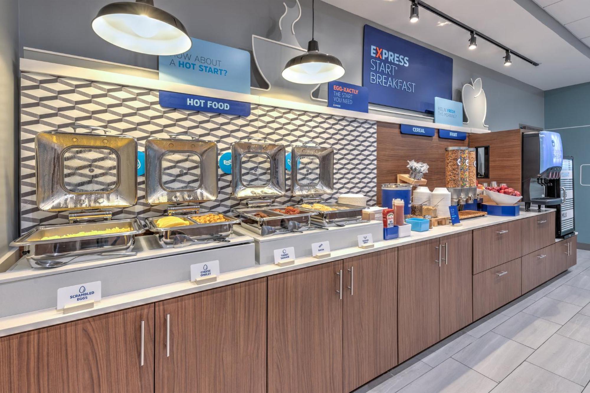 Holiday Inn Express & Suites Austin Airport East By Ihg エクステリア 写真