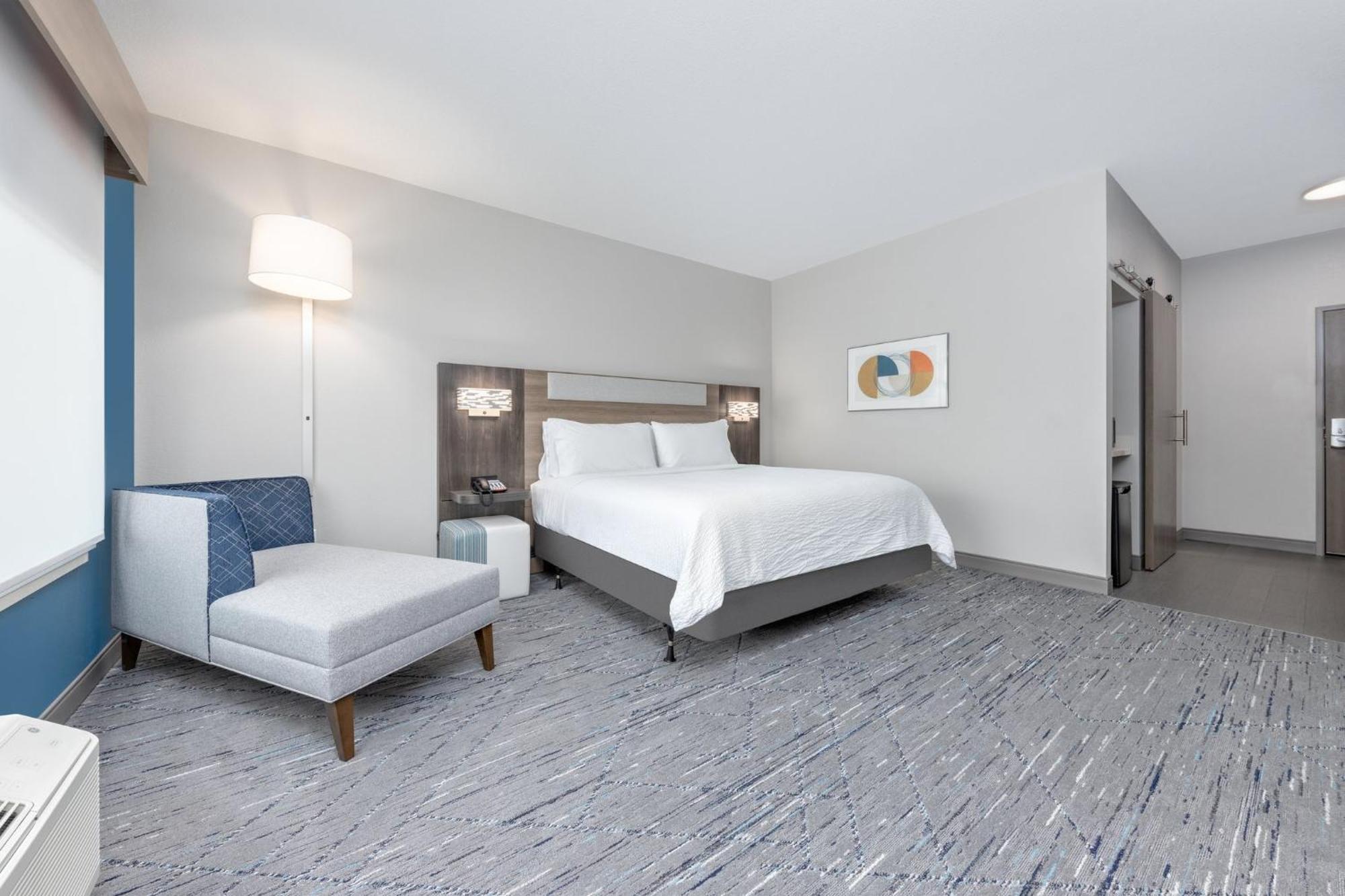 Holiday Inn Express & Suites Austin Airport East By Ihg エクステリア 写真