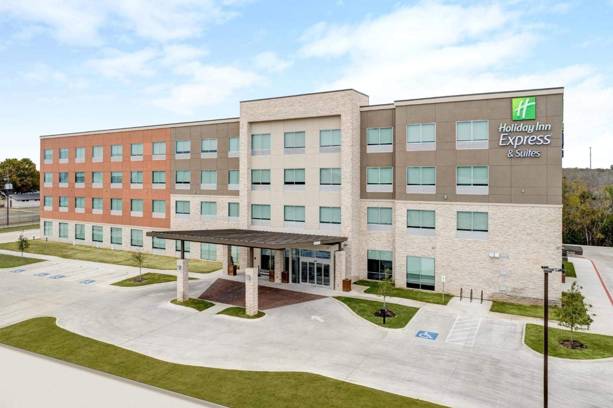 Holiday Inn Express & Suites Austin Airport East By Ihg エクステリア 写真